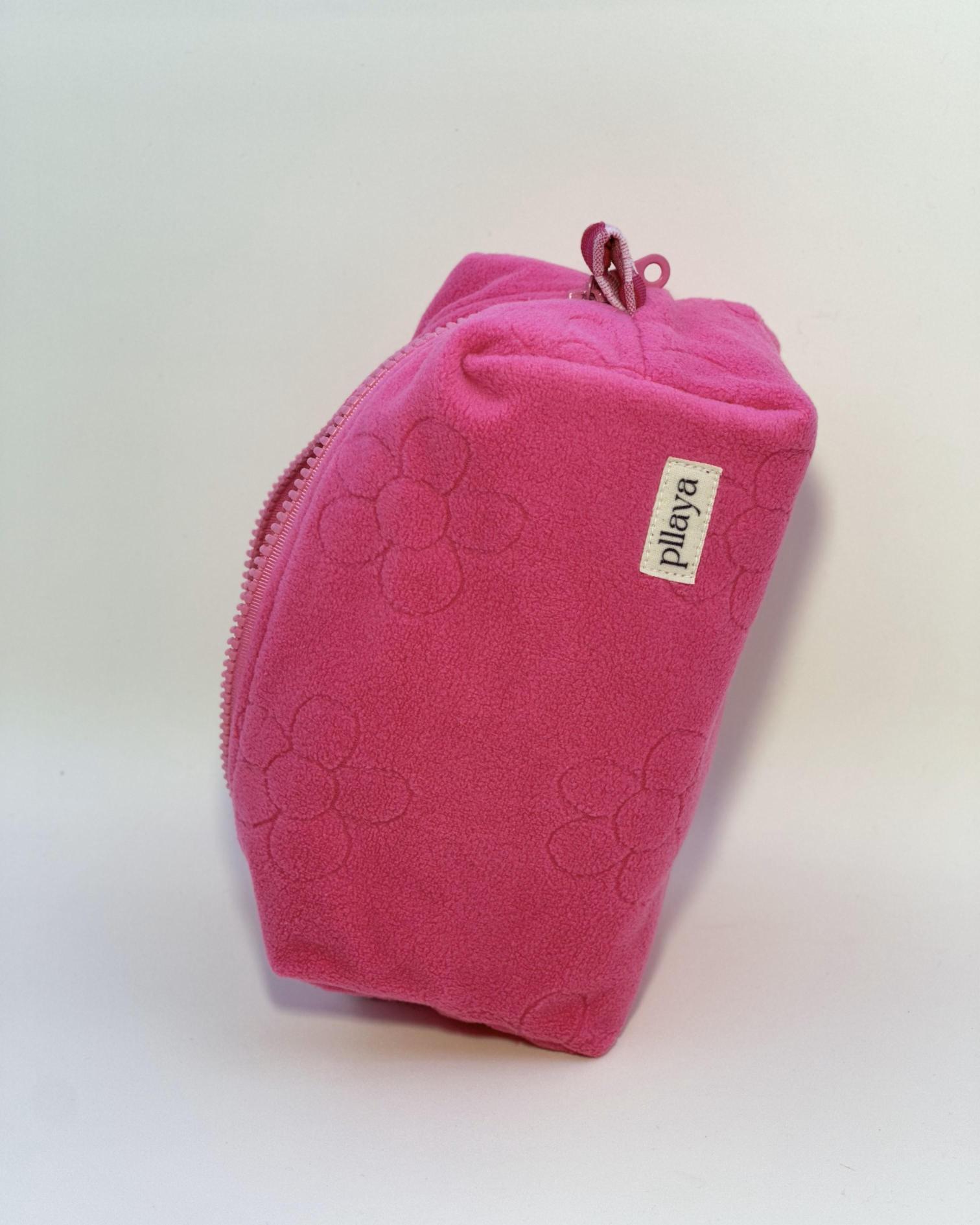 Pembe%20Polar%20Makyaj%20Çantası