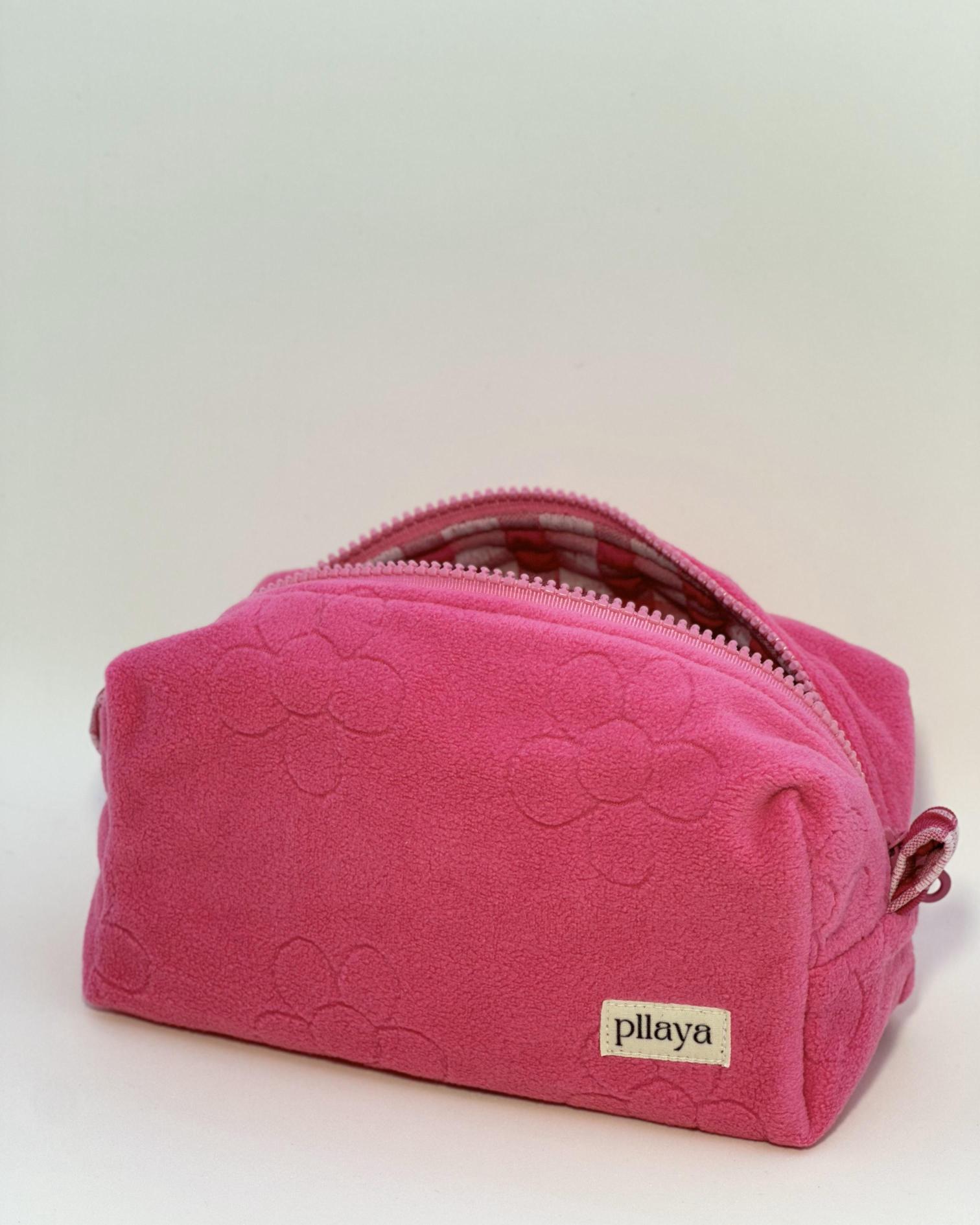Pembe%20Polar%20Makyaj%20Çantası