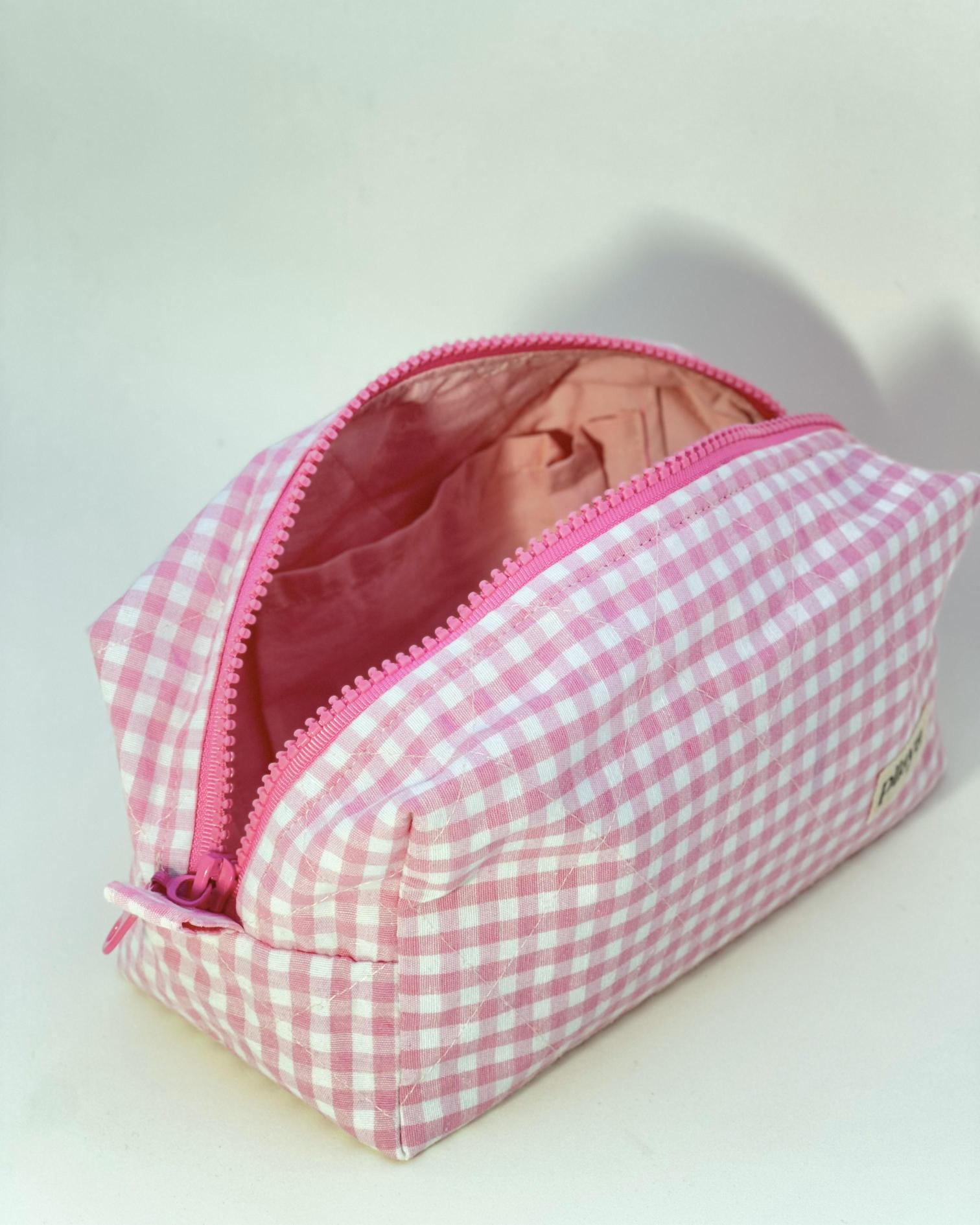 Pembe%20Pötikareli%20Makyaj%20Çantası